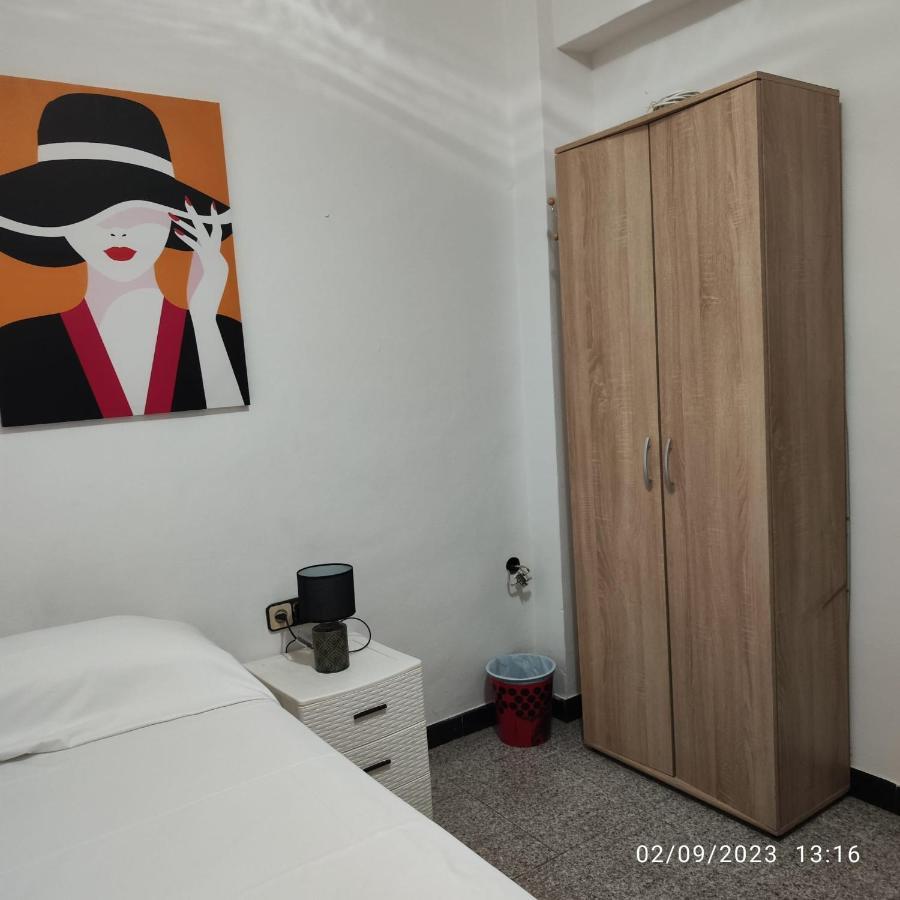 Апартаменты Apto Barcelona C R Santa Coloma de Gramenet Экстерьер фото