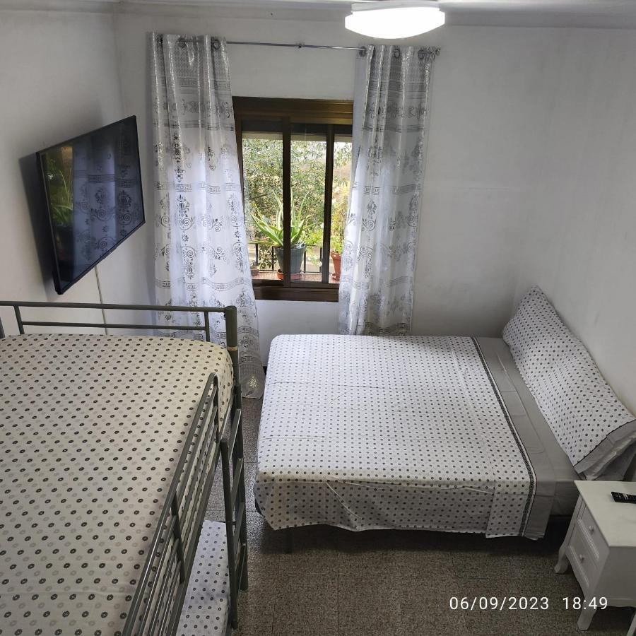 Апартаменты Apto Barcelona C R Santa Coloma de Gramenet Экстерьер фото